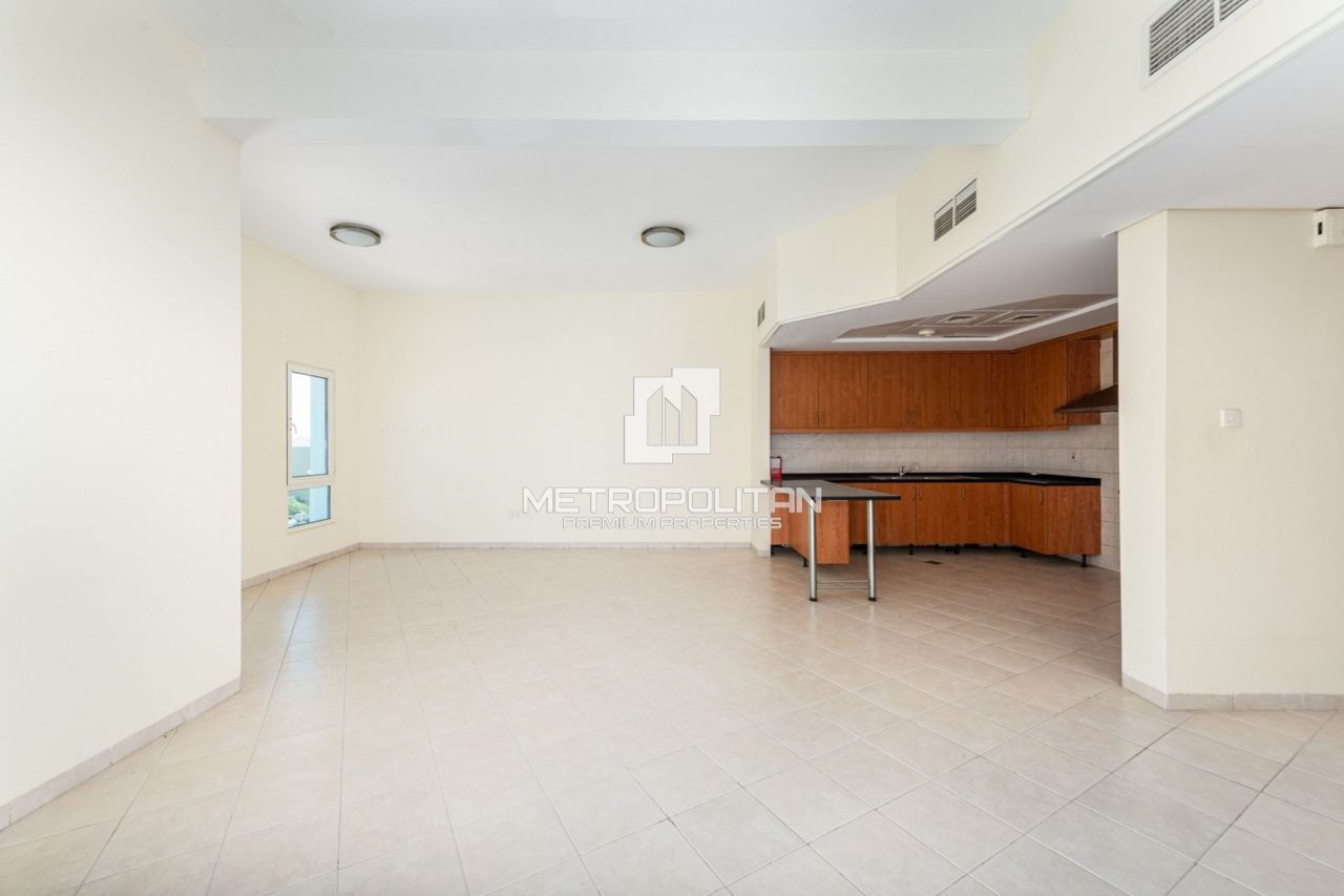 Apartamento en Dubái, EAU, 135 m² - imagen 1