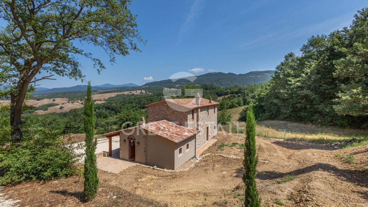 House Sorano, Italy, 164.85 m² - picture 1