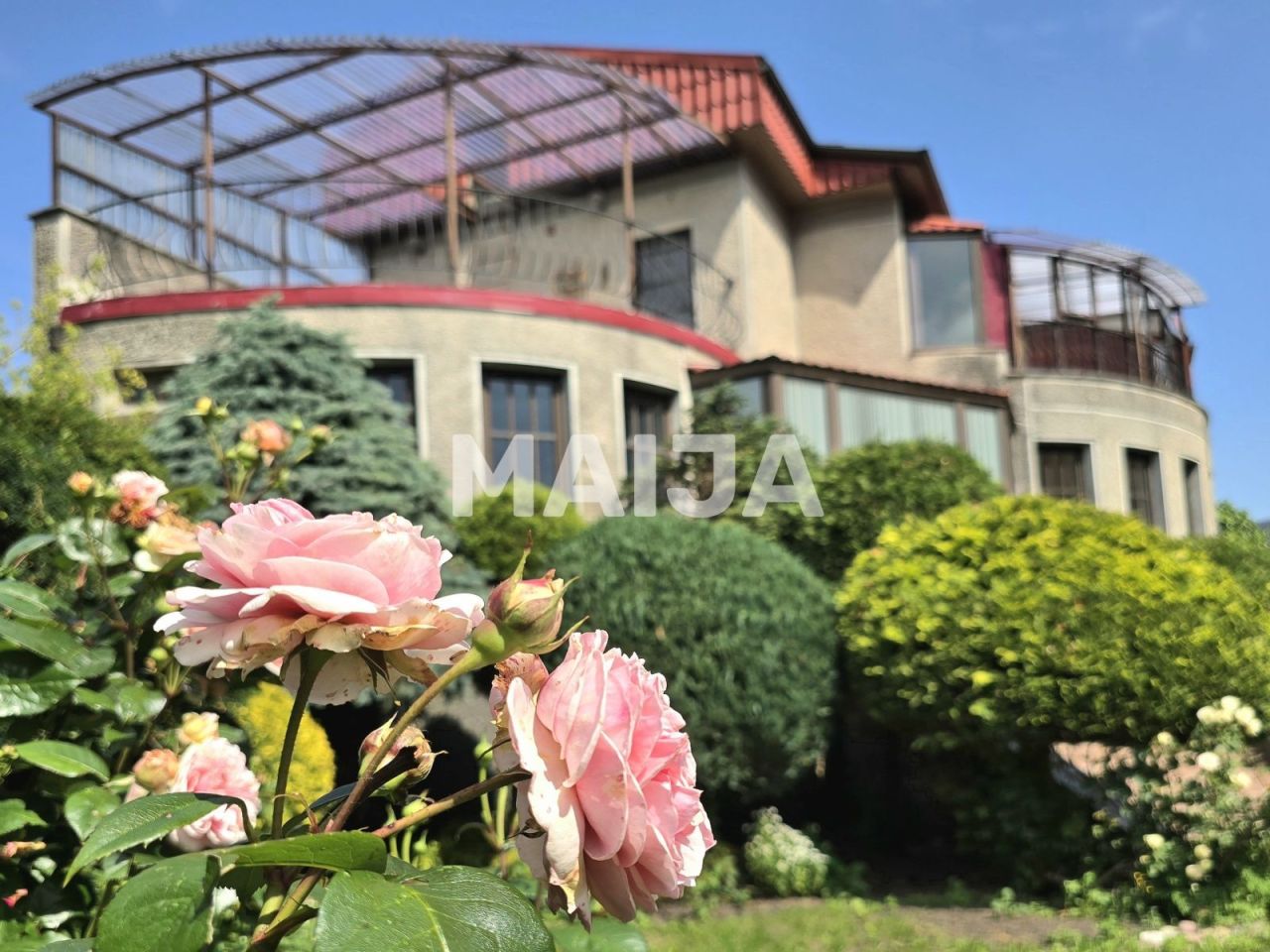 Casa en Liepaja, Letonia, 365 m² - imagen 1