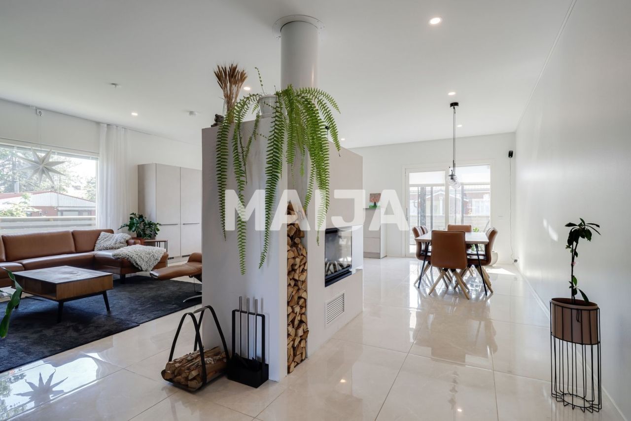 Casa en Vantaa, Finlandia, 152.5 m² - imagen 12