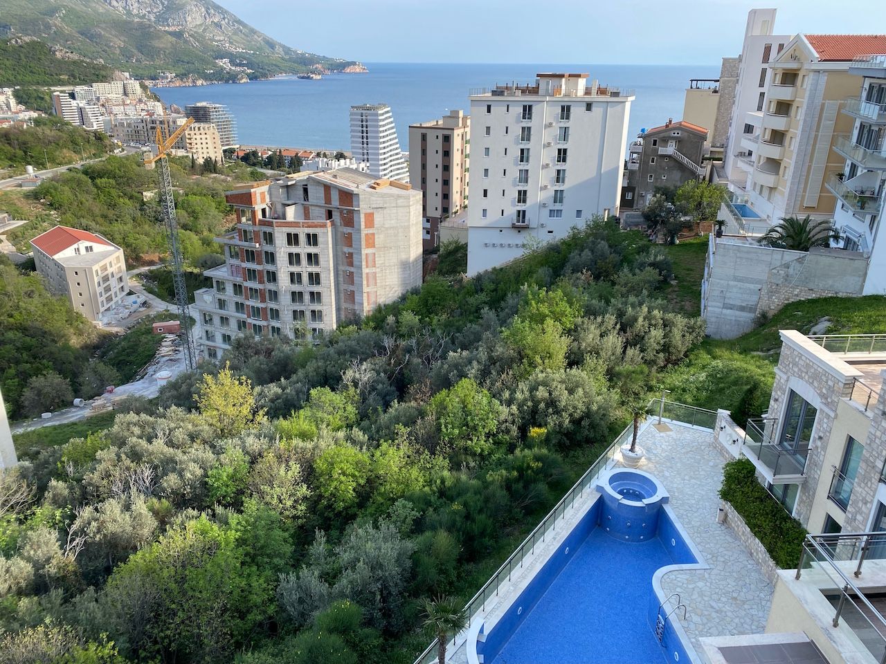 Flat in Becici, Montenegro, 131 m² - picture 1