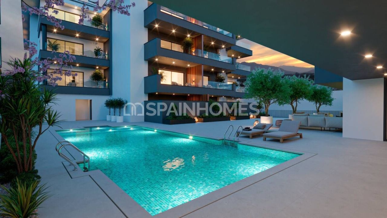Apartamento en Fuengirola, España, 90 m² - imagen 1