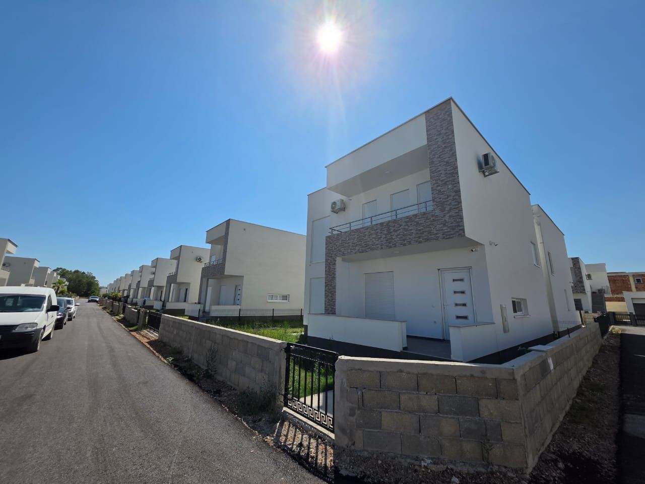 Maison à Ulcinj, Monténégro, 201 m² - image 1