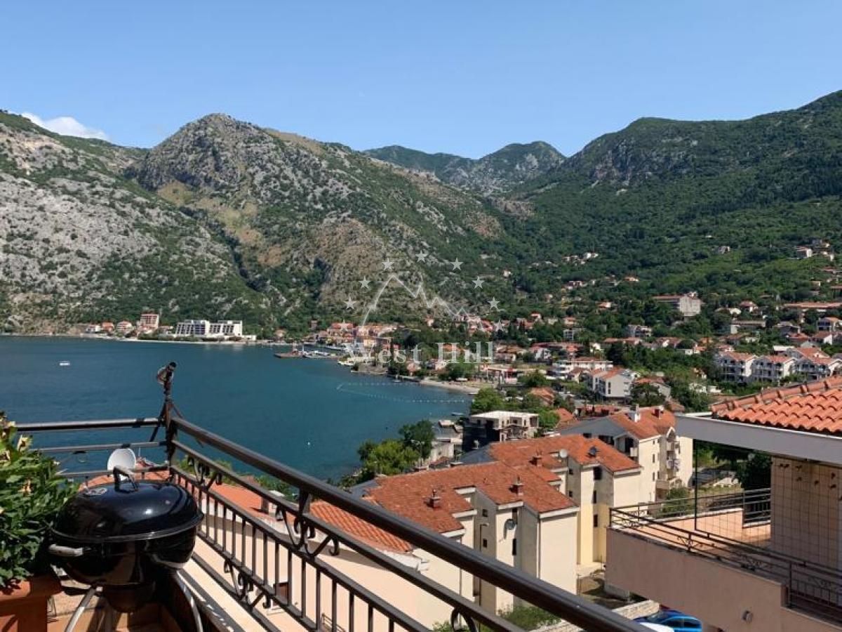 Apartment in Risan, Montenegro, 12 m² - picture 1