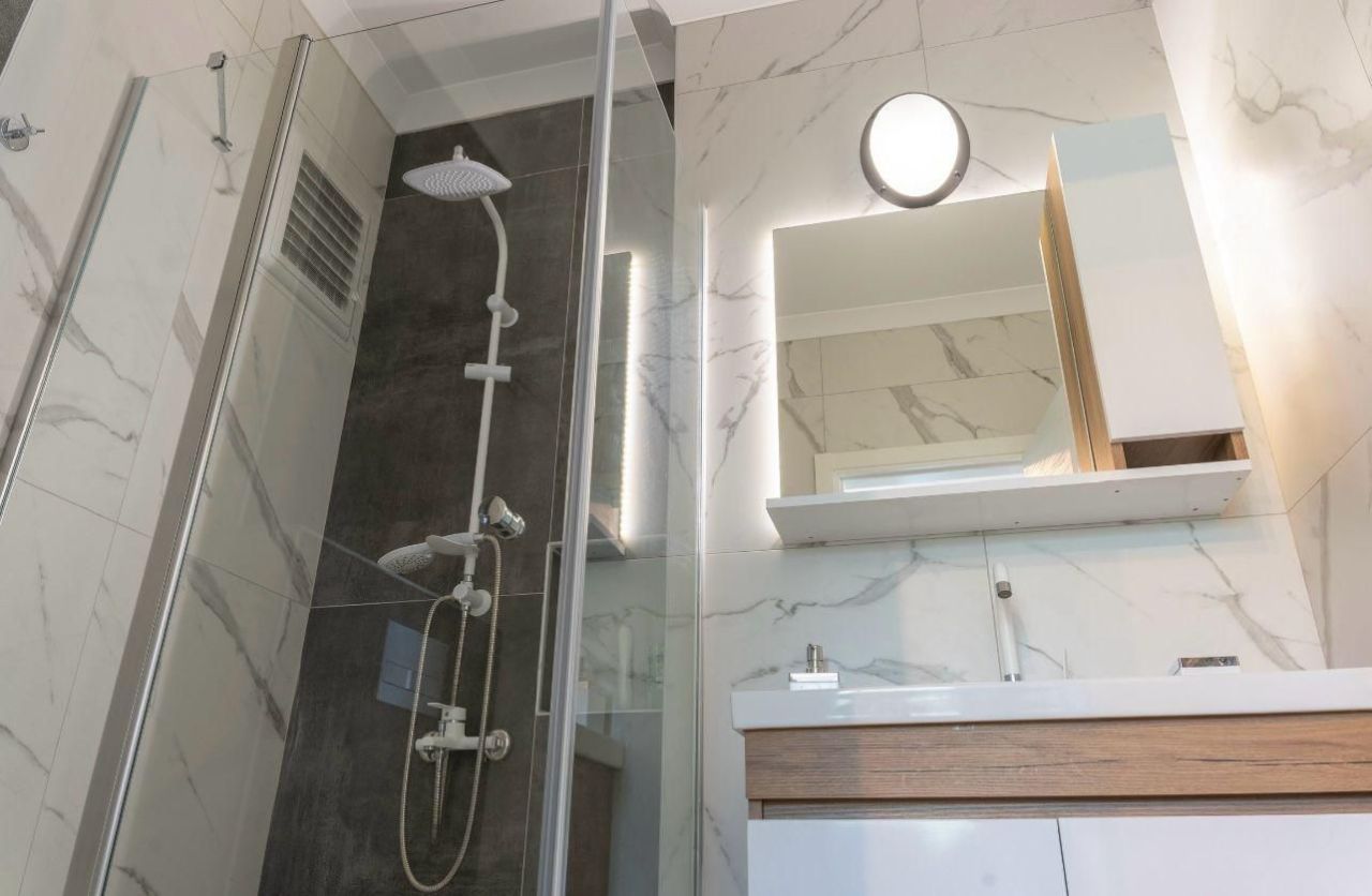 Apartment in Kyrenia, Cyprus, 52 m² - picture 8