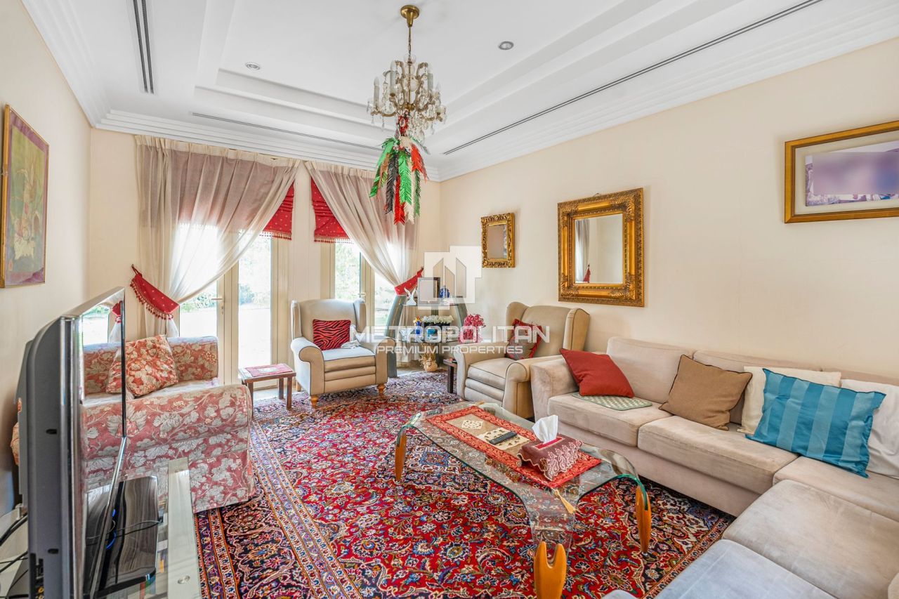 Villa à Dubaï, EAU, 827 m² - image 3