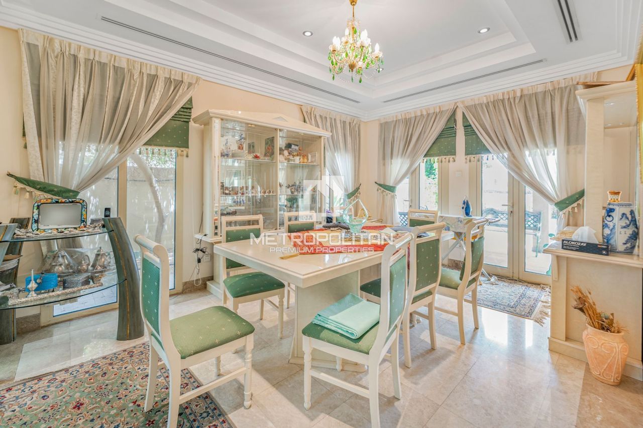 Villa à Dubaï, EAU, 827 m² - image 10