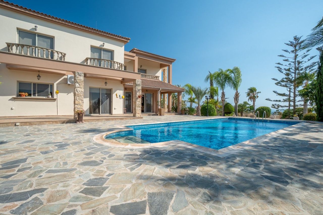 Villa a Paphos, Cipro, 360 m² - foto 1