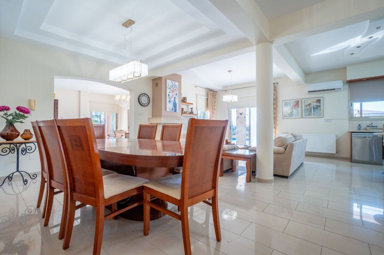 Villa en Pafos, Chipre, 360 m² - imagen 8