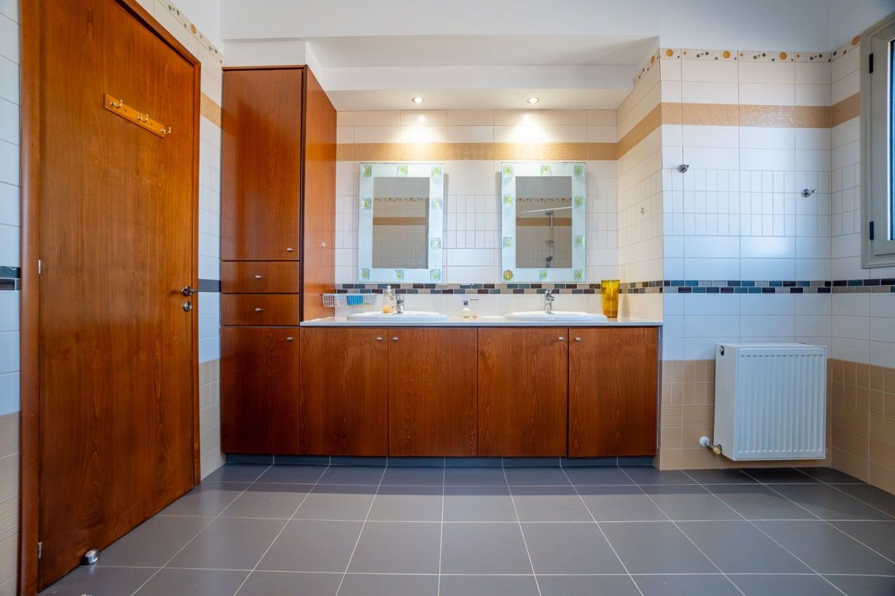 Villa en Pafos, Chipre, 360 m² - imagen 19