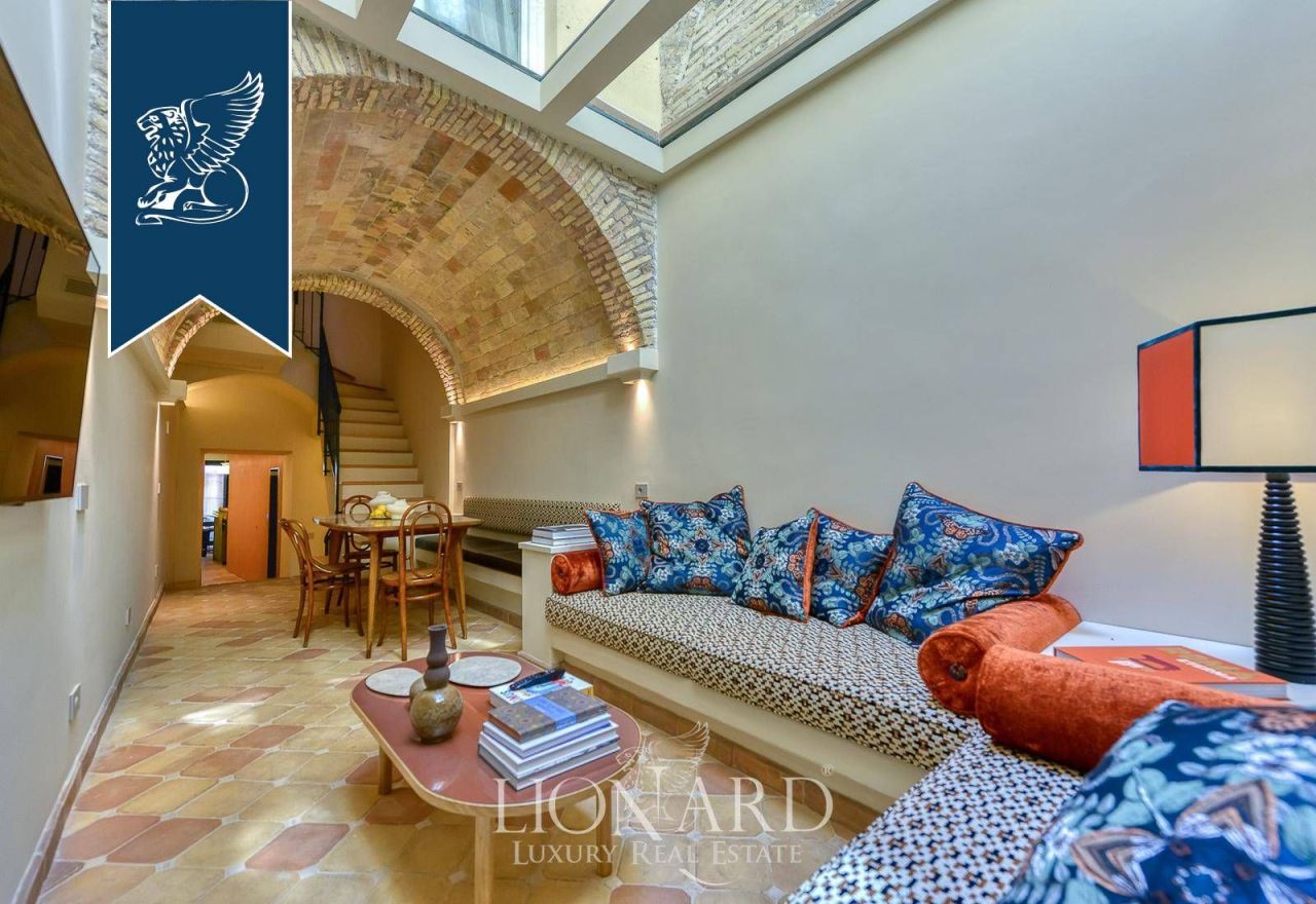 Haus in Rom, Italien, 221 m² - Foto 1