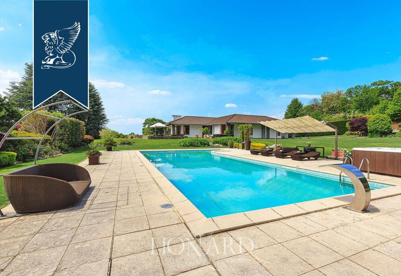 Villa en Como, Italia, 450 m² - imagen 3