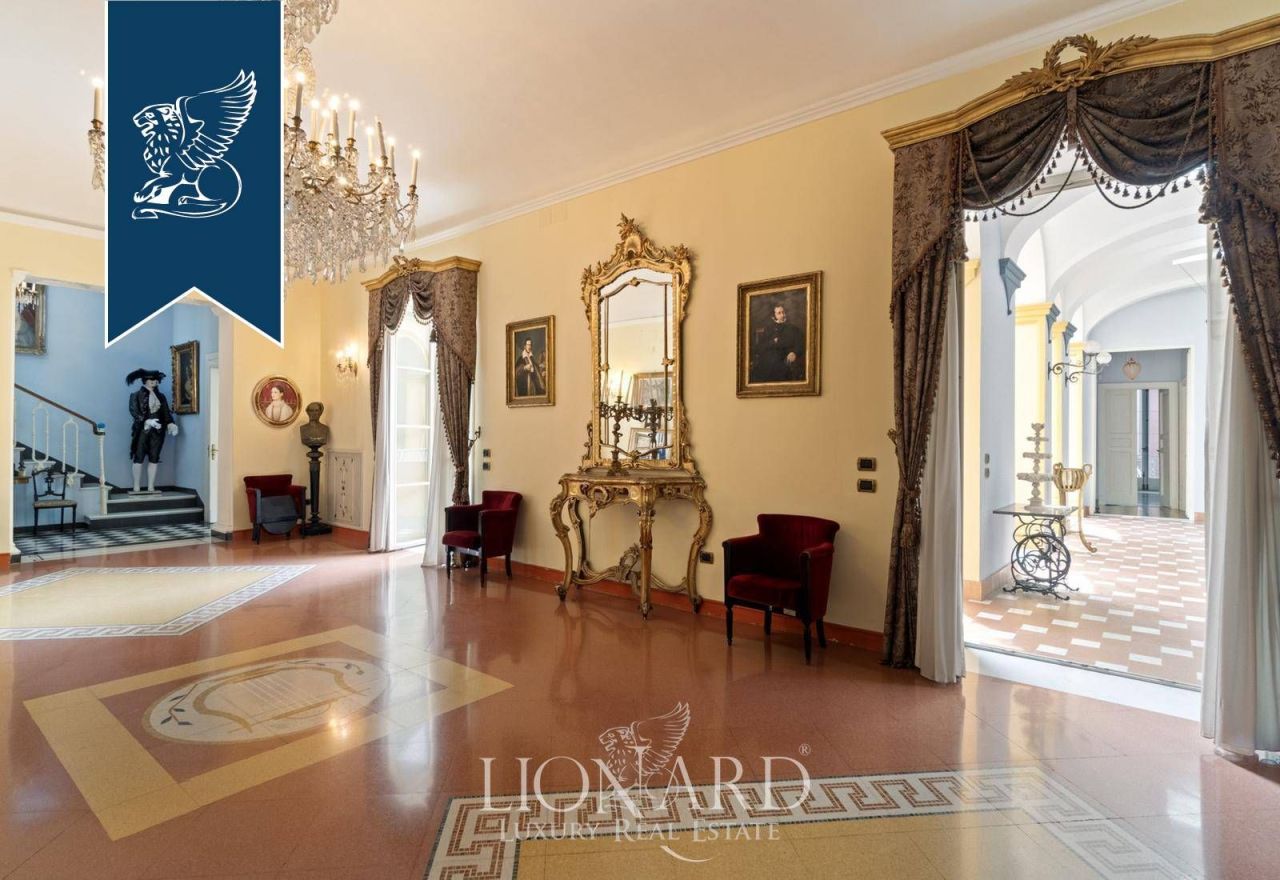 Casa en Caserta, Italia, 1 200 m² - imagen 3