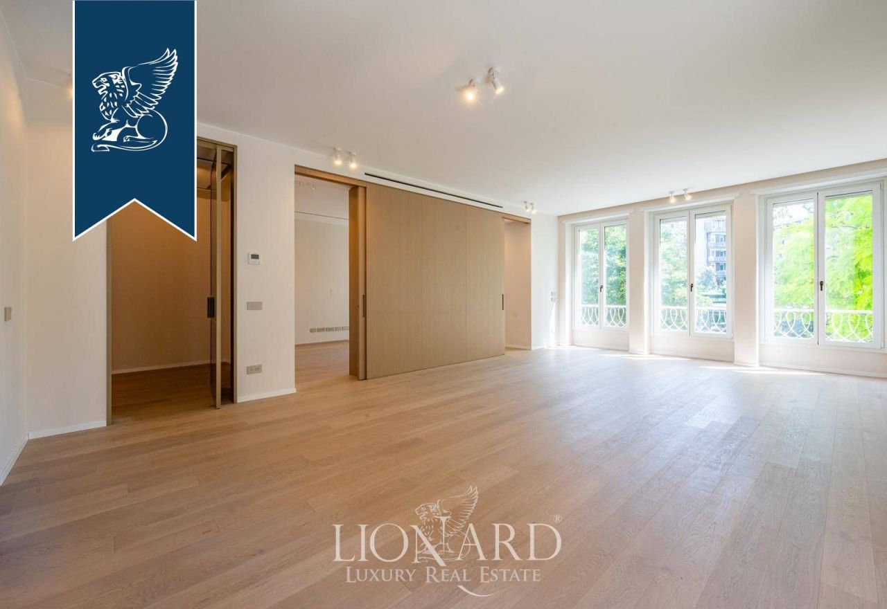 Apartment in Milan, Italy, 210 m² - picture 3