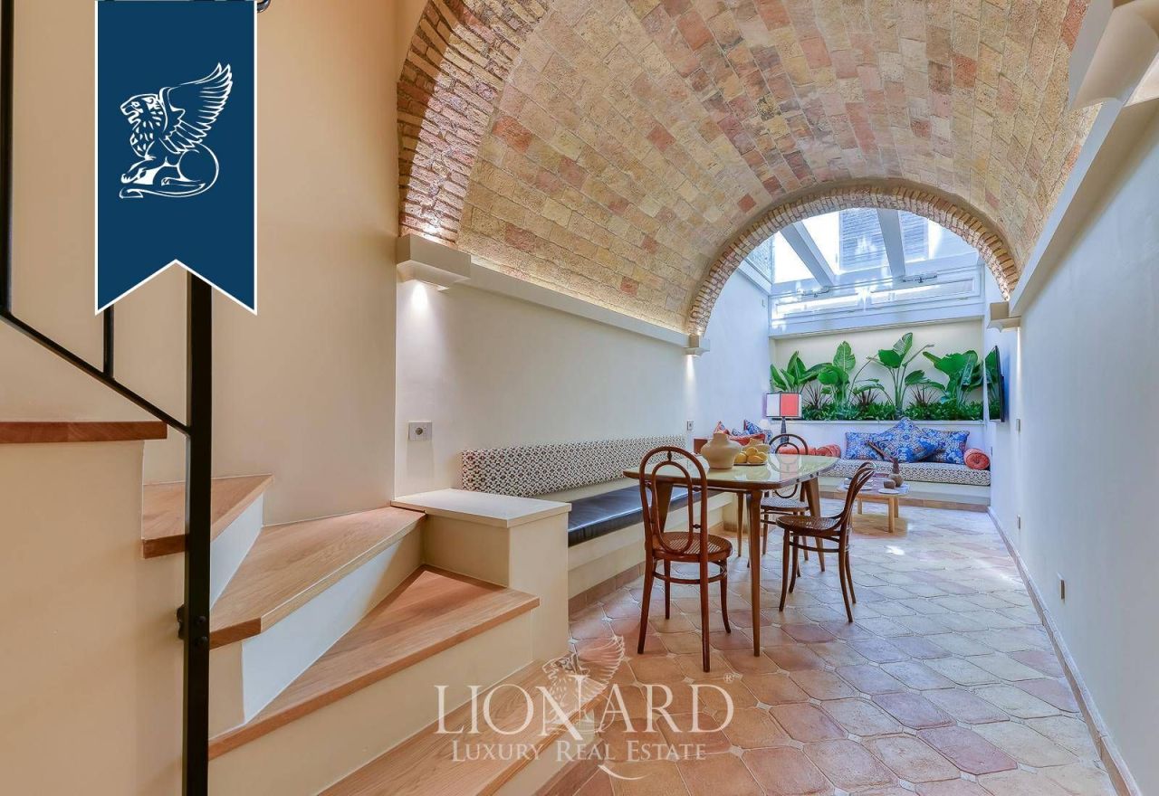 House in Rome, Italy, 221 m² - picture 5