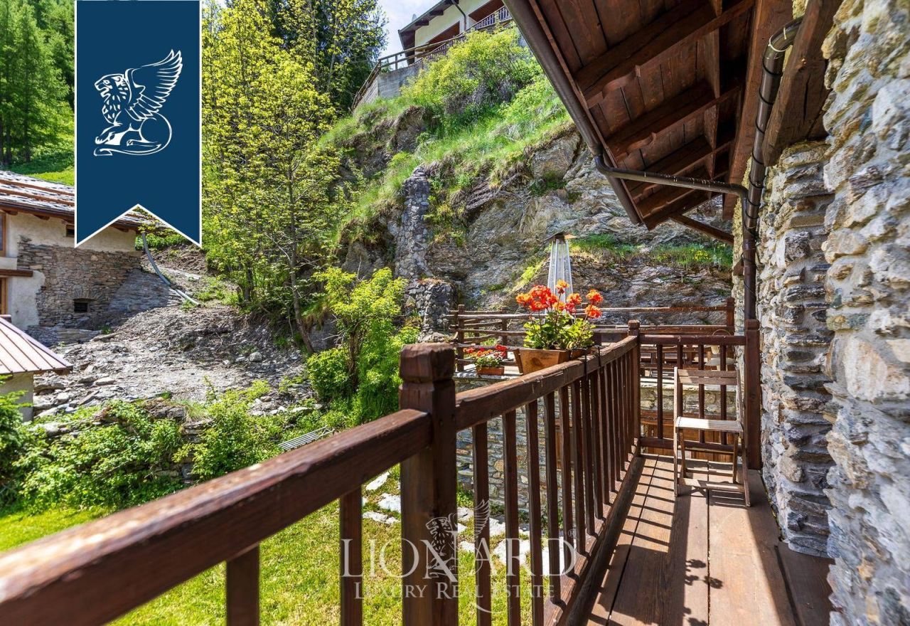 Villa en Turín, Italia, 450 m² - imagen 5