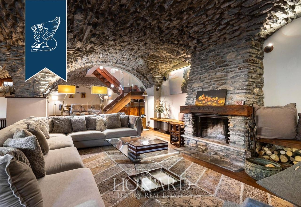 Villa en Turín, Italia, 450 m² - imagen 7