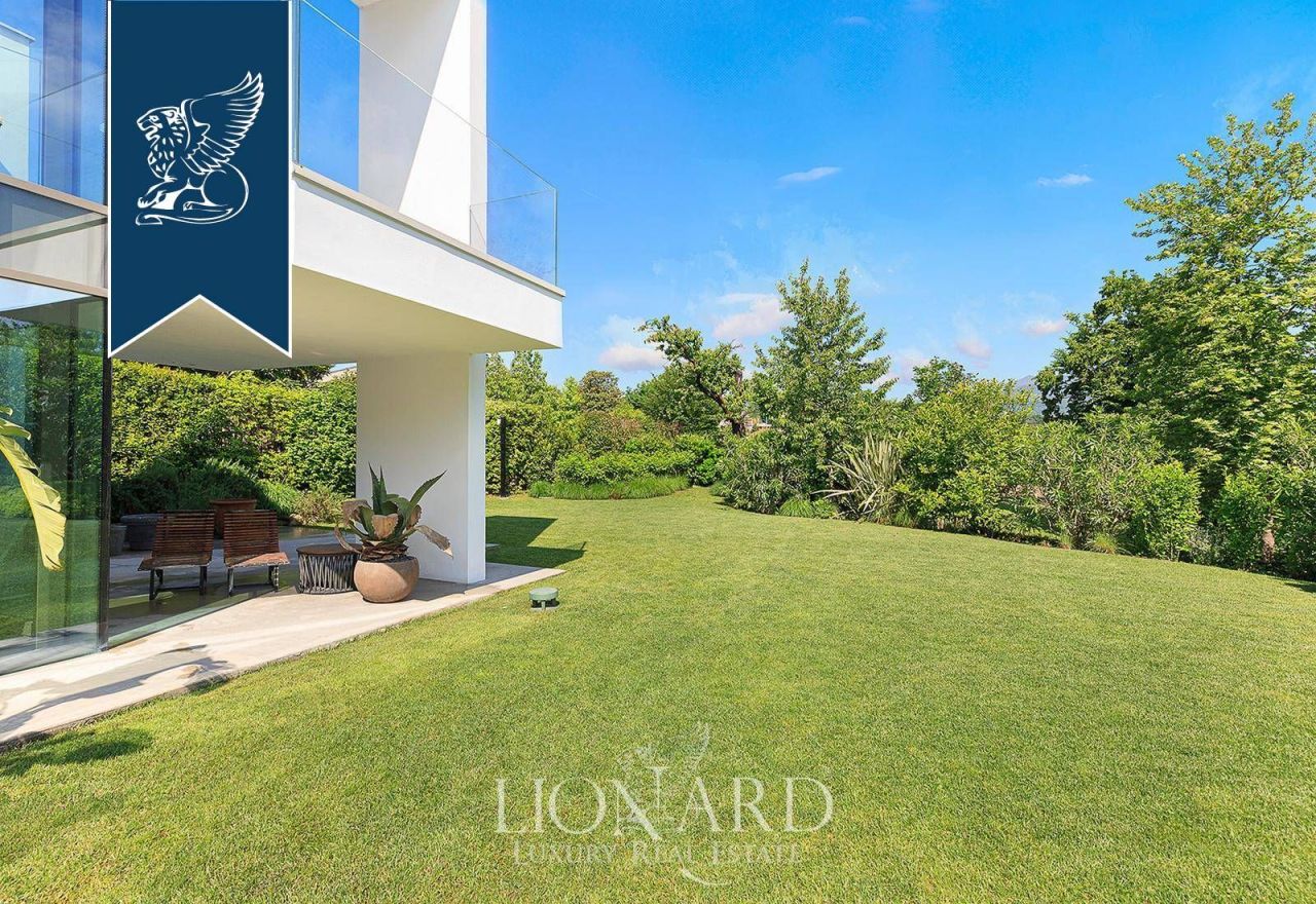 Villa en Como, Italia, 700 m² - imagen 8