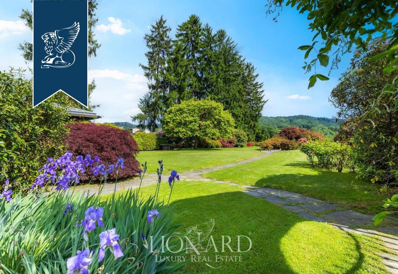 Villa in Biella, Italy, 600 m² - picture 8