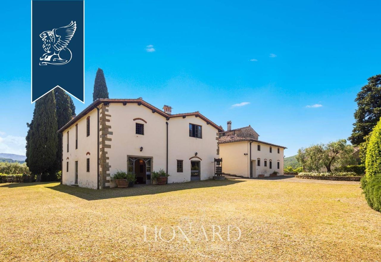 Farm in Pontassieve, Italy, 898 m² - picture 9