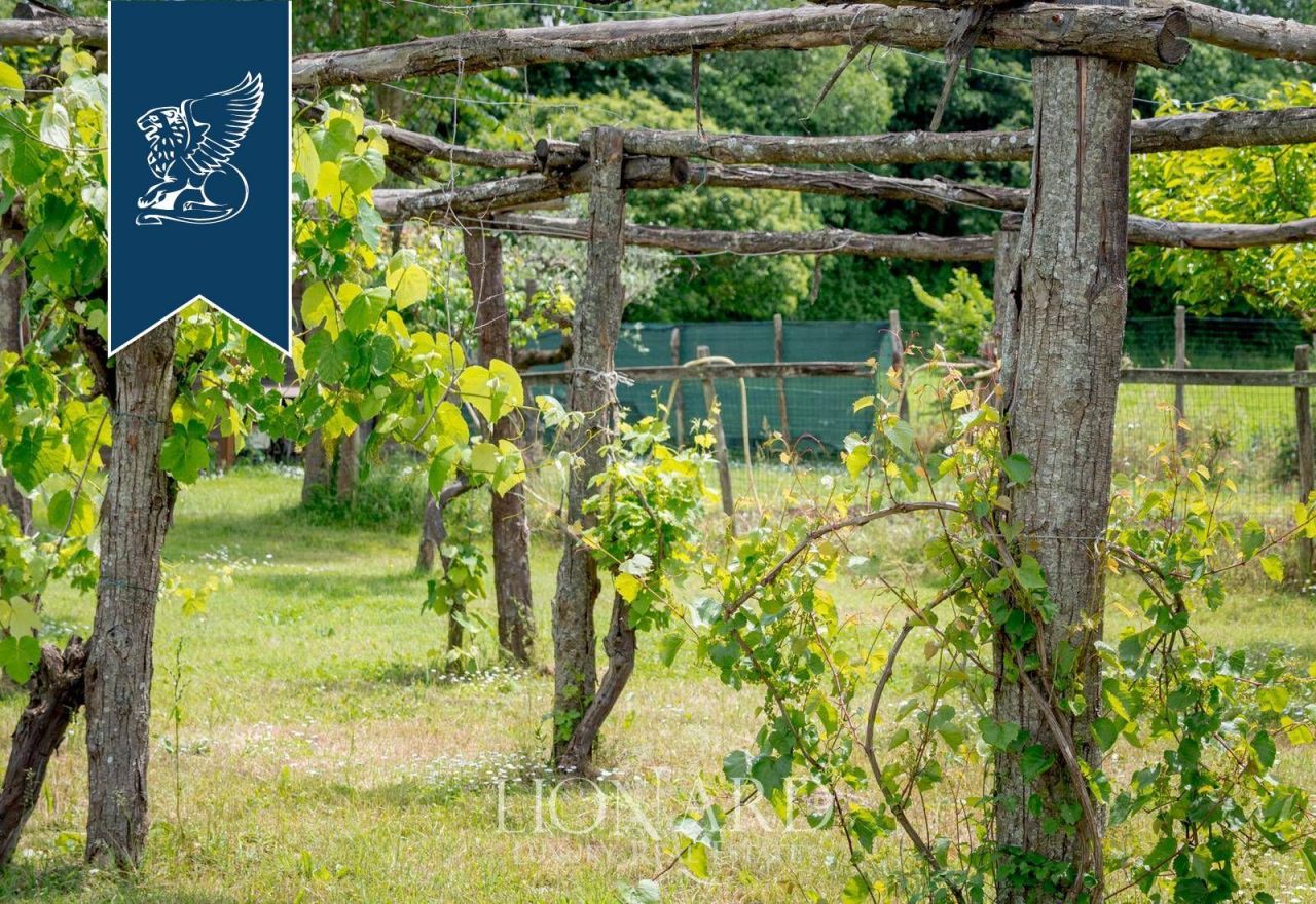 Villa in Benevento, Italy, 360 m² - picture 10