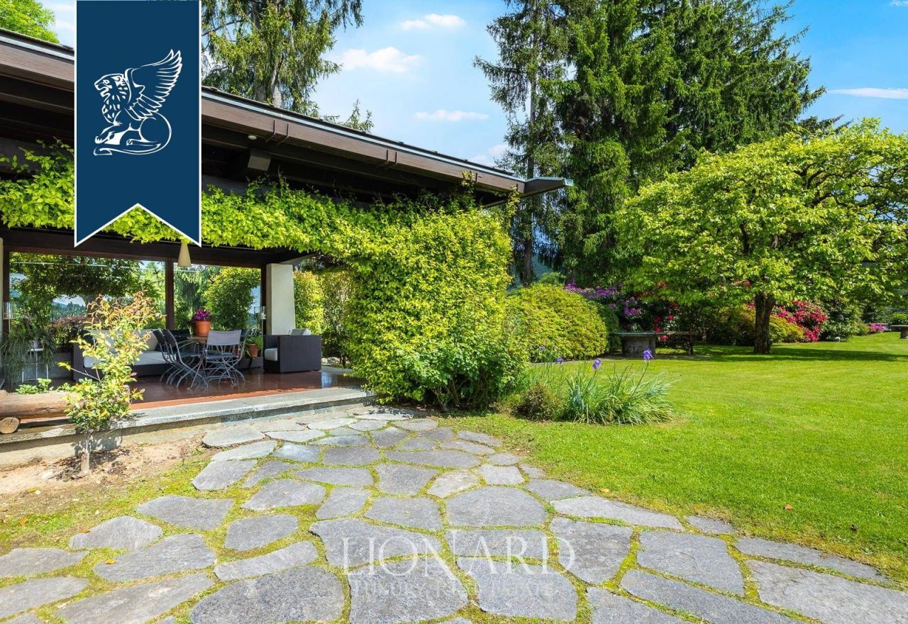 Villa in Biella, Italy, 600 m² - picture 12