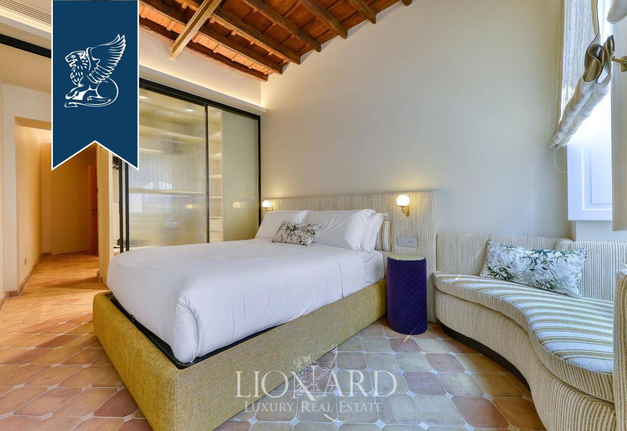 House in Rome, Italy, 221 m² - picture 16