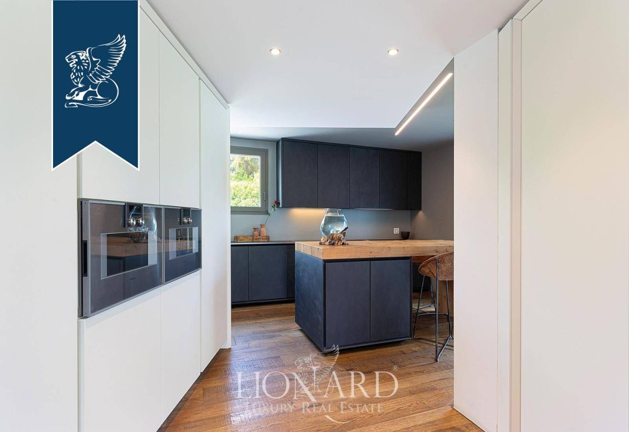 Villa en Como, Italia, 700 m² - imagen 16