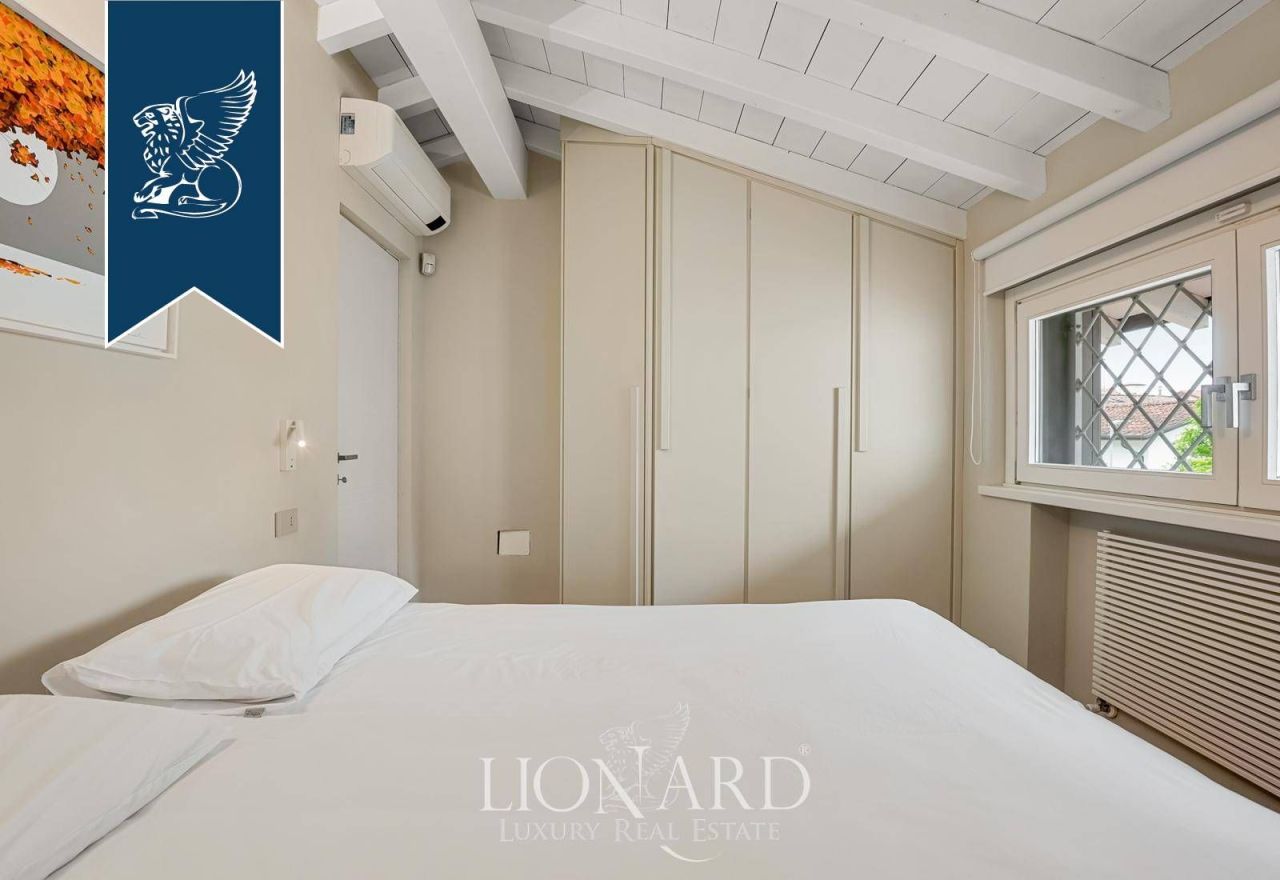 Villa in Forte dei Marmi, Italy, 130 m² - picture 17