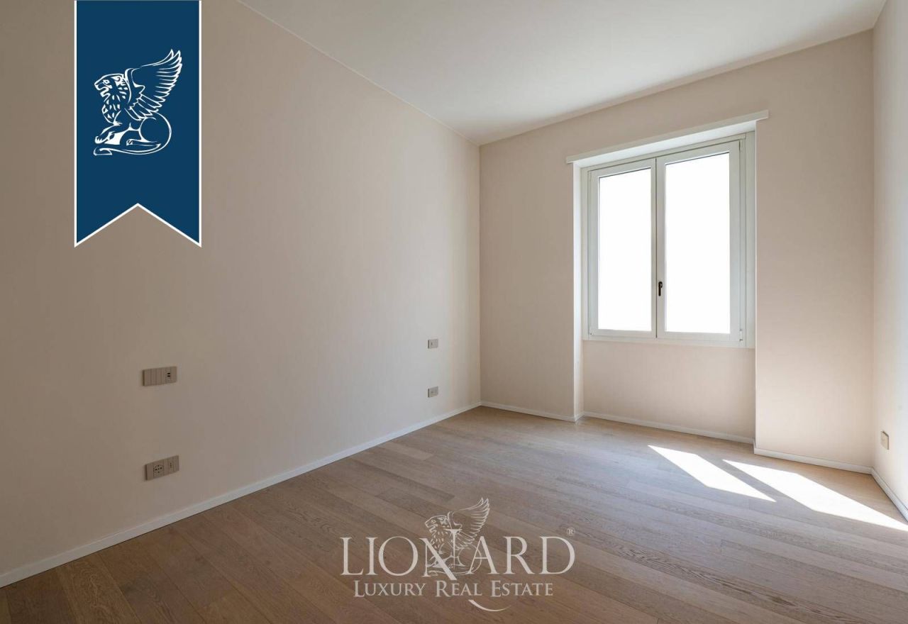 Apartment in Milan, Italy, 210 m² - picture 18