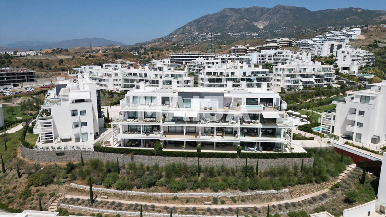 Land in Fuengirola, Spain - picture 1