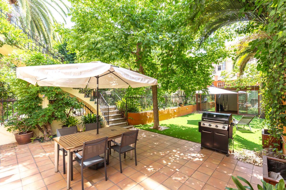 Appartement à Barcelone, Espagne, 159 m² - image 1