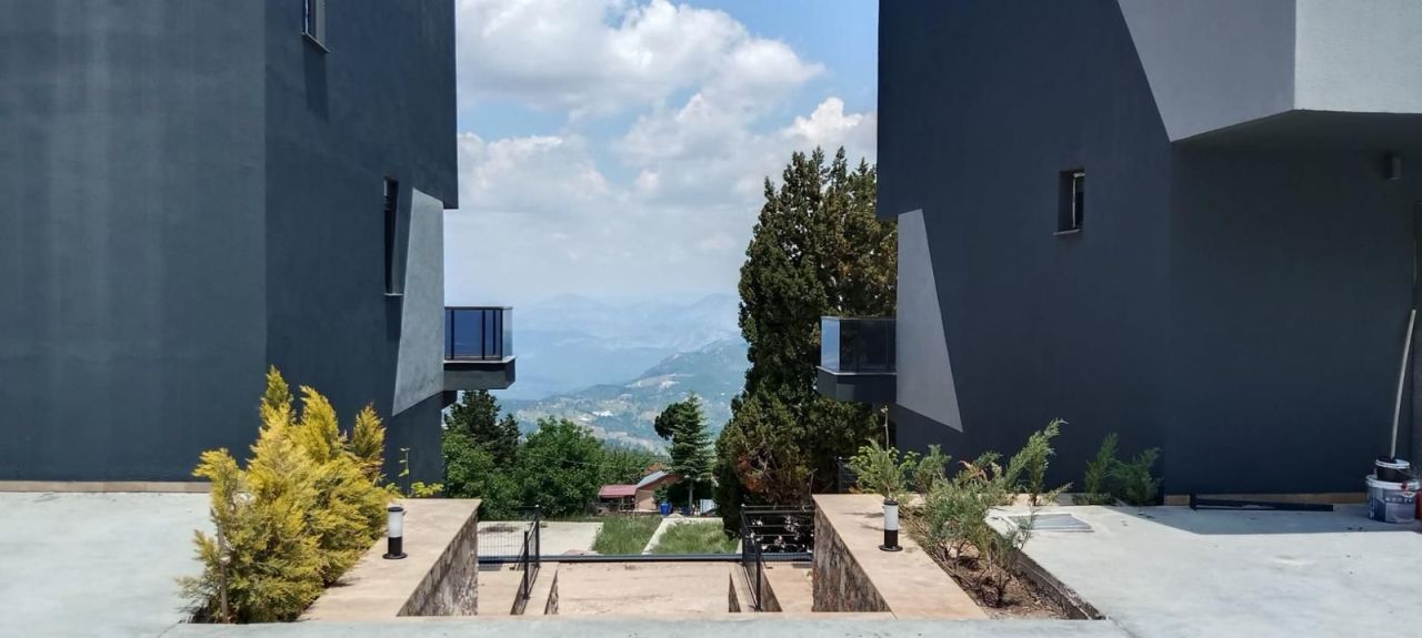 Villa in Antalya, Türkei, 200 m² - Foto 1
