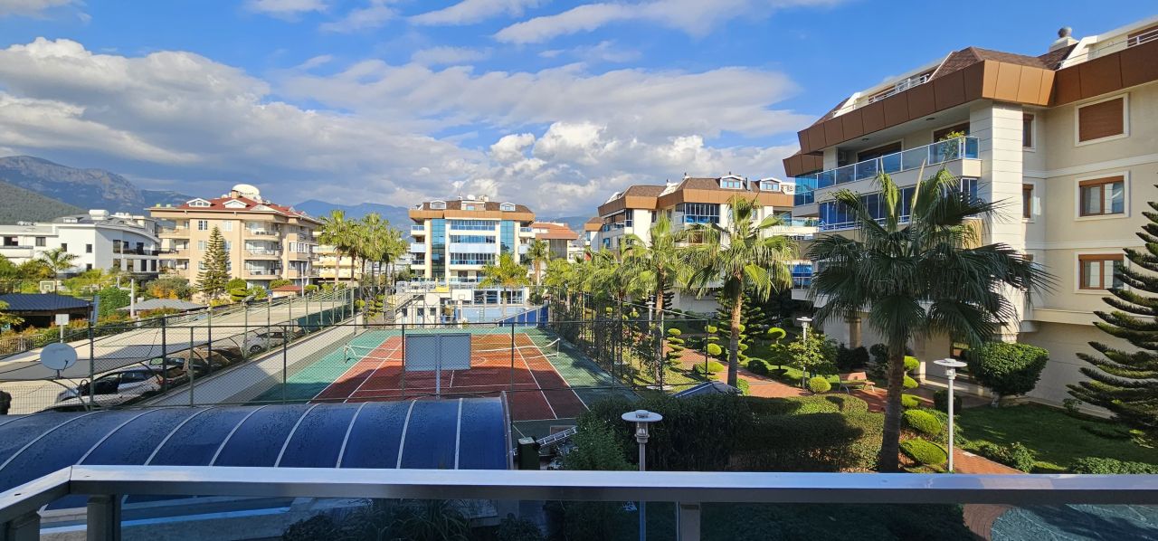 Flat in Alanya, Turkey, 60 m² - picture 1