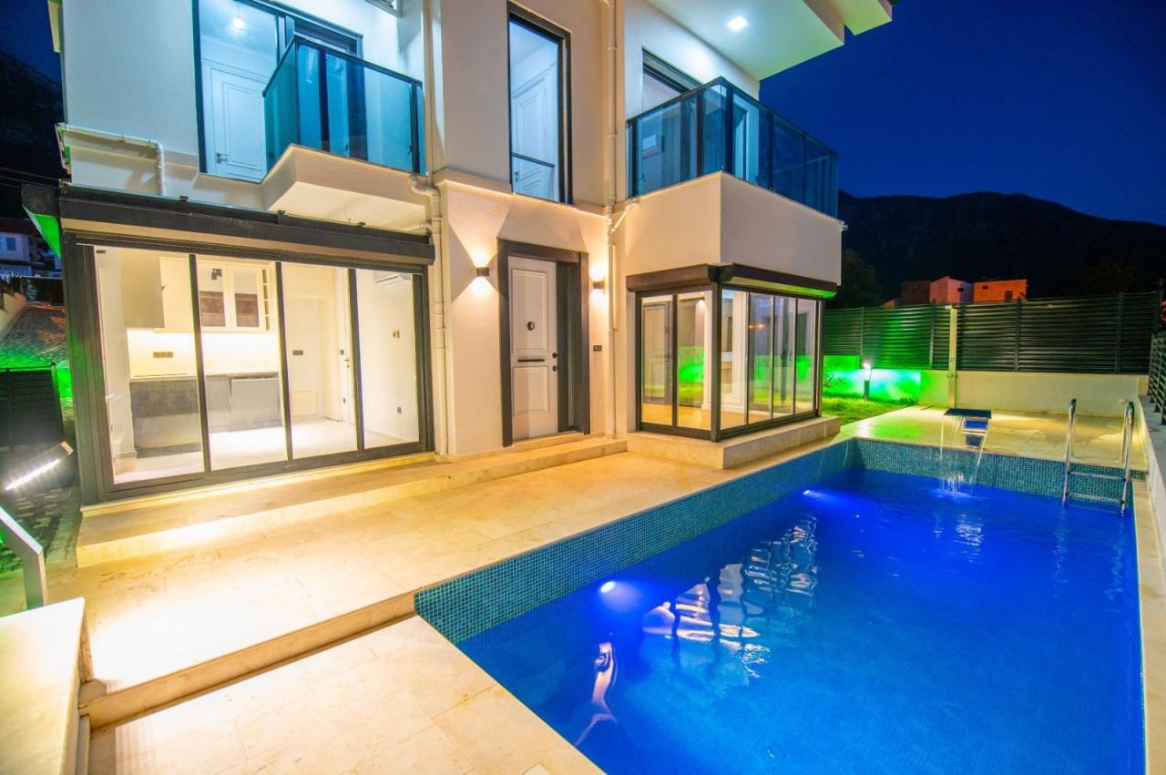 Villa en Fethiye, Turquia, 200 m² - imagen 1