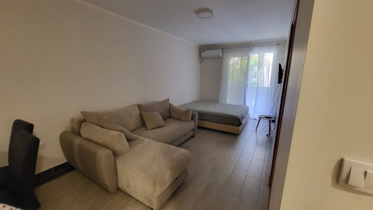 Apartment in Becici, Montenegro, 48 m² - picture 1