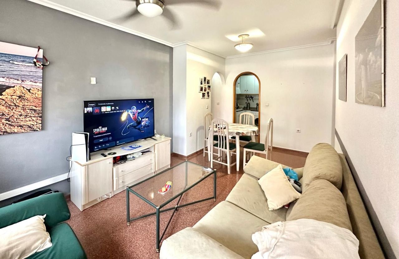 Apartamento en Torrevieja, España, 87 m² - imagen 1