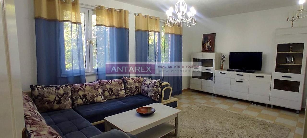 Villa à Dobra Voda, Monténégro, 170 m² - image 1
