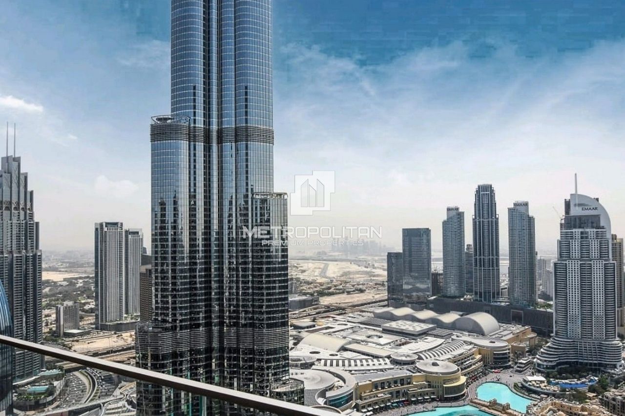 Apartment in Dubai, UAE, 481 m² - picture 1