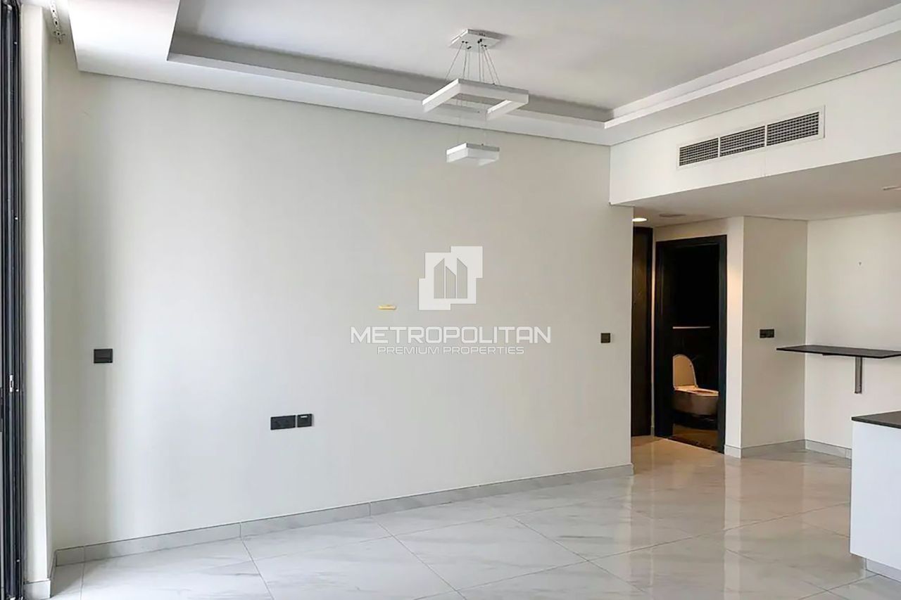 Apartment in Dubai, UAE, 72 m² - picture 4