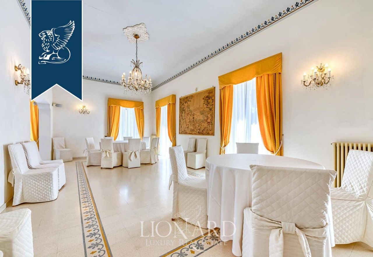 Villa en Silvi, Italia, 1 840 m² - imagen 16