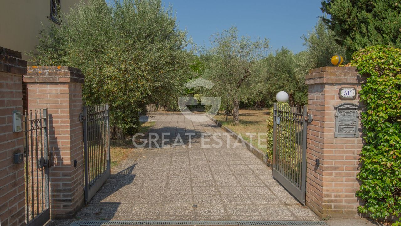 Villa a Tuoro sul Trasimeno, Italia, 137.6 m² - foto 2