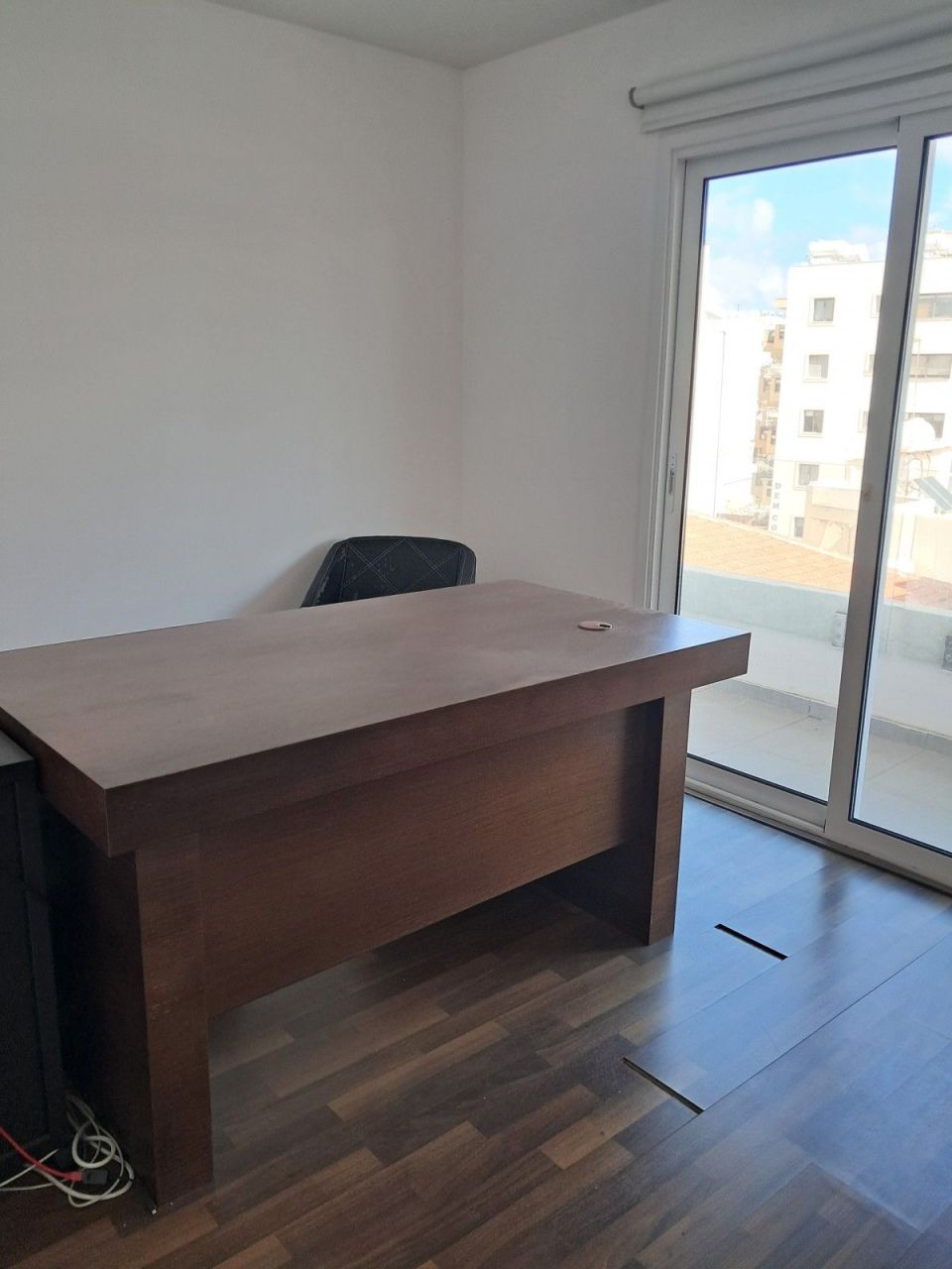 Office in Larnaca, Cyprus, 286 m² - picture 9
