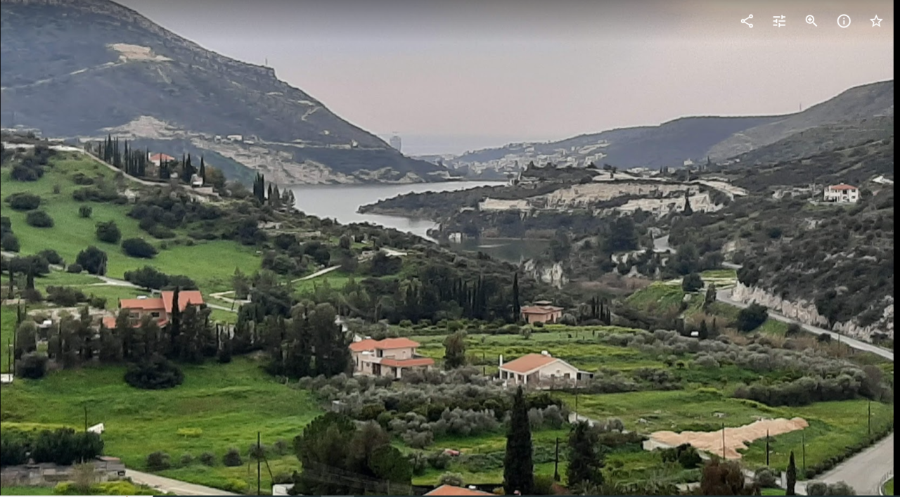 Terrain à Limassol, Chypre, 7 480 m² - image 1