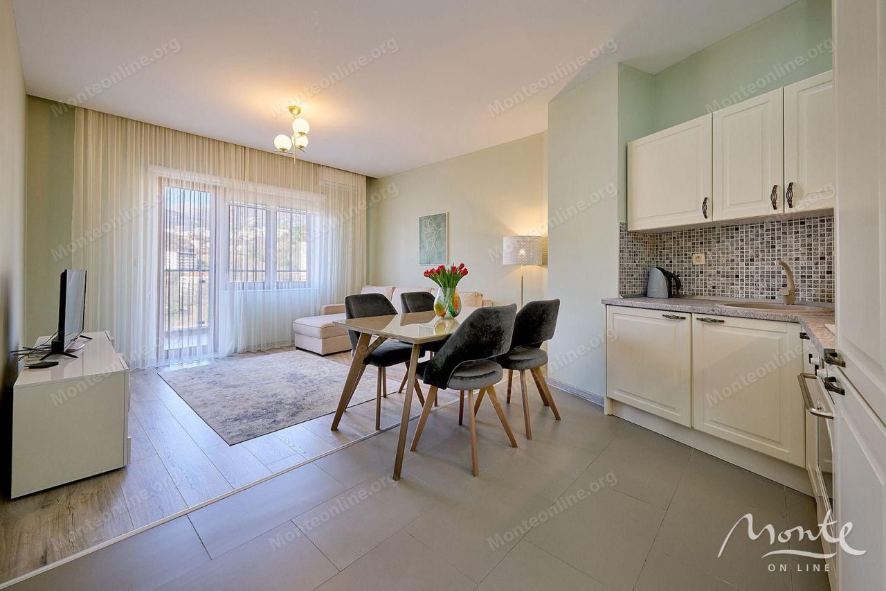 Appartement à Budva, Monténégro, 56 m² - image 1