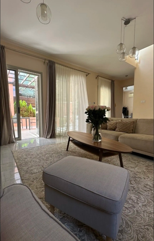 Haus in Agios Tychon, Zypern, 180 m² - Foto 1