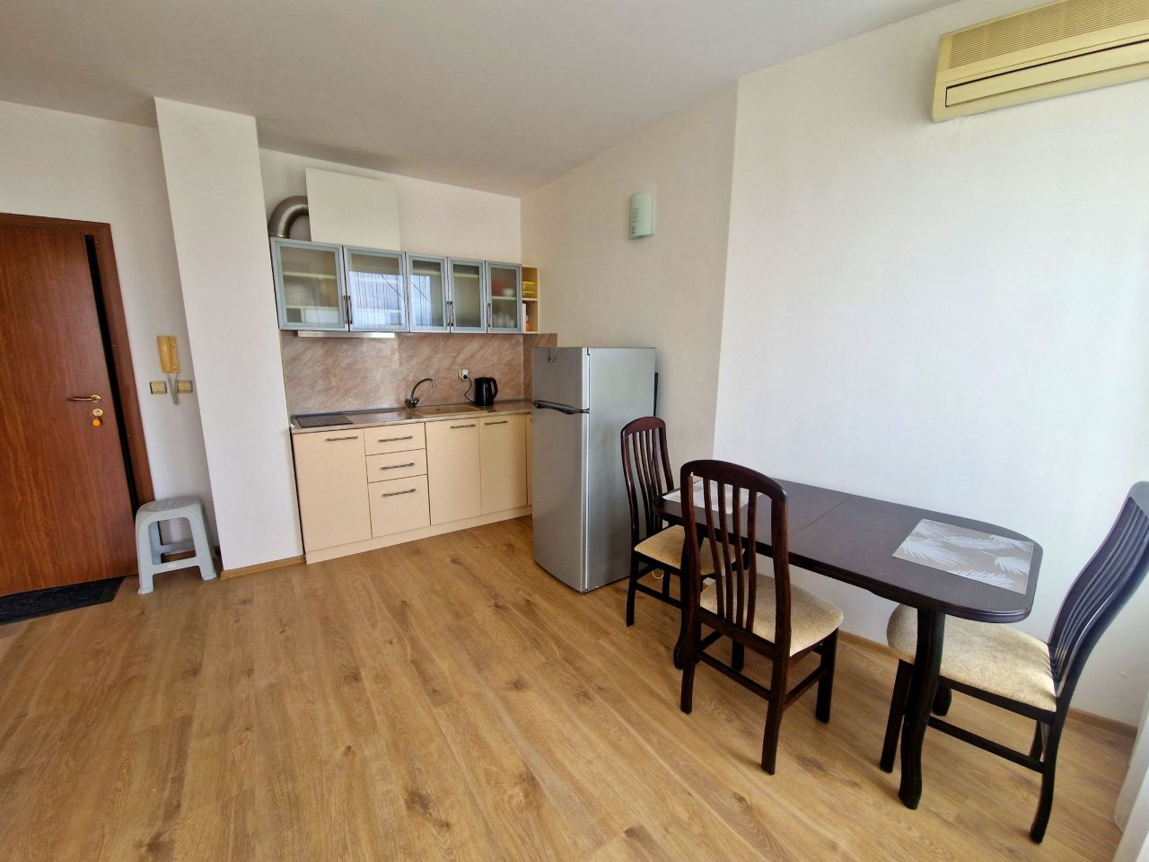 Flat at Sunny Beach, Bulgaria, 46 m² - picture 1