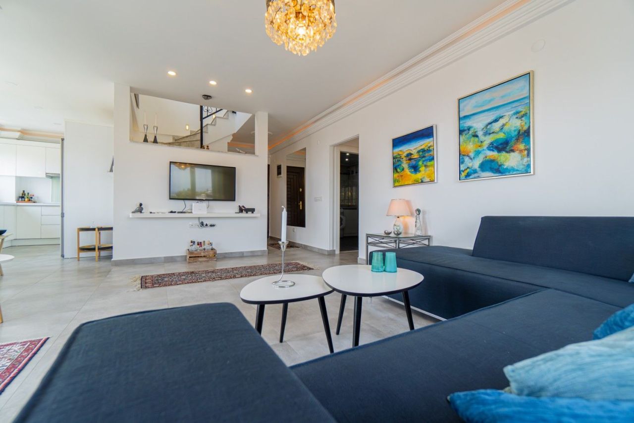 Penthouse in Alanya, Turkey, 175 m² - picture 1