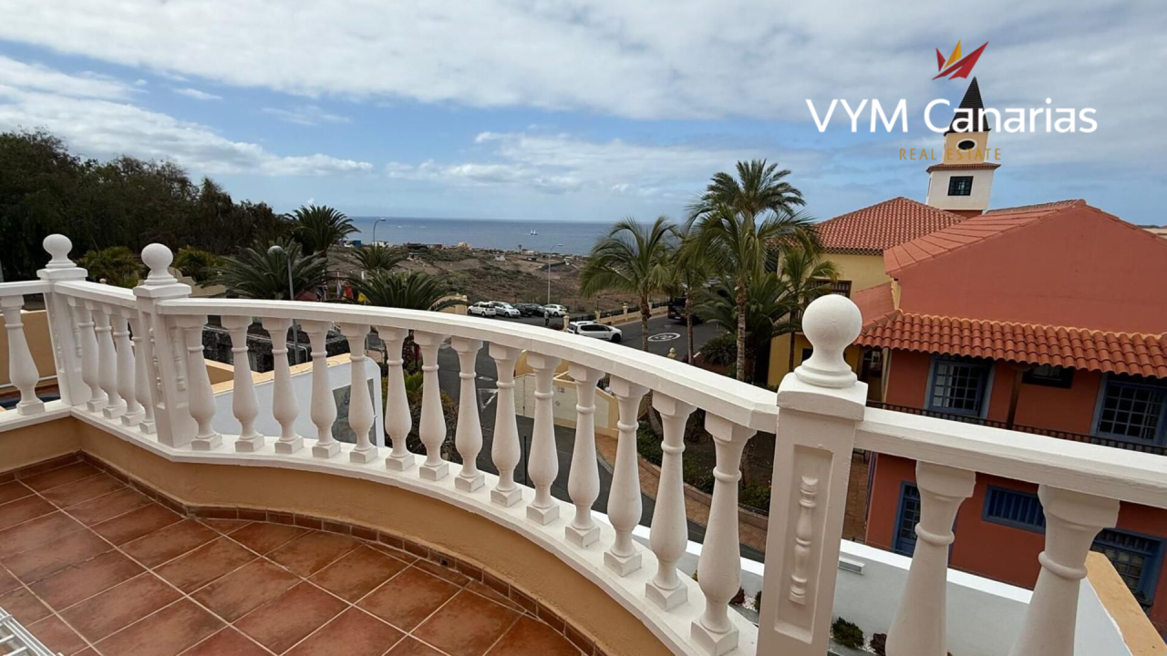 Villa en Tenerife, España, 293 m² - imagen 1