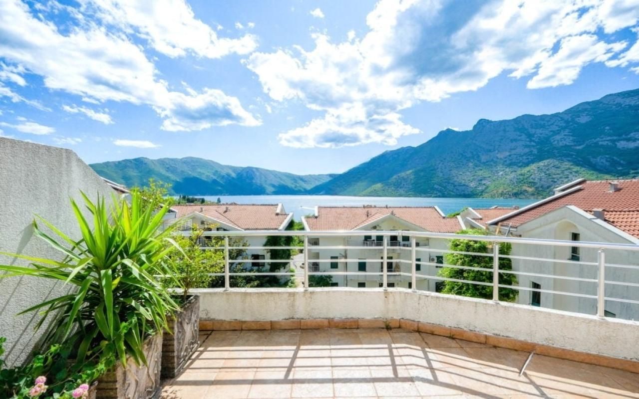 Appartamento a Risan, Montenegro, 130 m² - foto 12